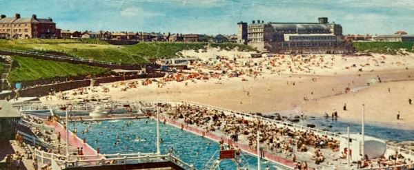 Tynemouth Outdoor Pool and Beach - Art 🏖️